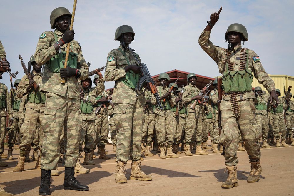 جنود من قوات الدفاع الشعبية لجنوب السودان