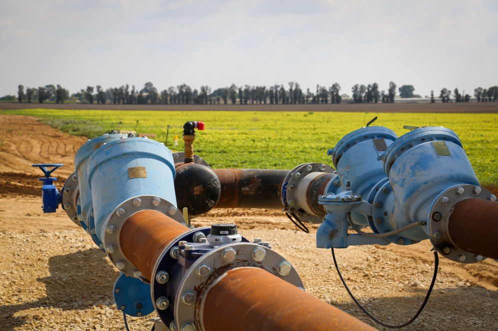 Photo by Flash90 View of the new water line building to transfer water between Israel and the Gaza Strip, near Kibbutz Nirim, on the Israeli side of the Border with the Gaza Strip, September 4, 2019