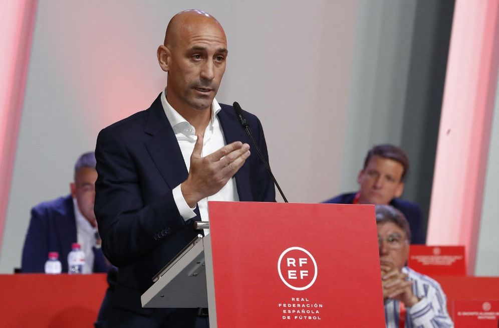 In this handout image released by the Spanish Royal Football Federation (RFEF) on August 25, 2023, RFEF President Luis Rubiales delivers a speech during an extraordinary general assembly of the federation on August 25, 2023 in Las Rozas de Madrid.