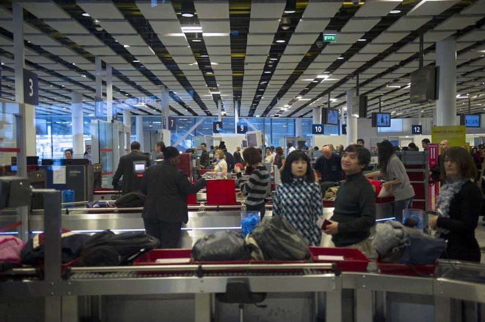 Bientt La Fin Des Restrictions Pour Le Transport De Liquide Dans Les  Avions ? - i24NEWS
