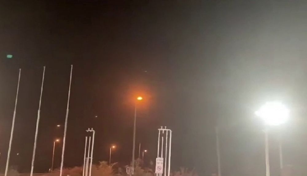 بطارية القبة الحديدية الإسرائيلية المضادة للصواريخ تعترض صاروخًا من غزة فوق وسط إسرائيل في 5 أغسطس ، 2022.
