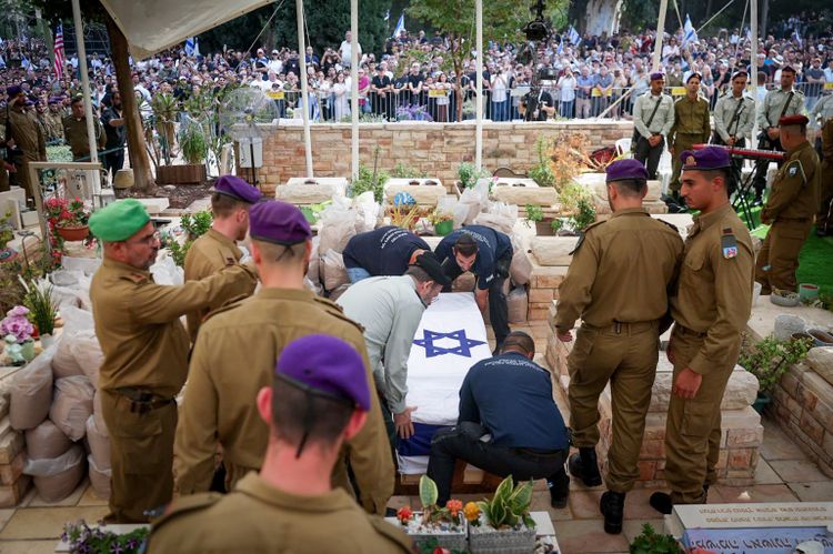 Les funérailles du lieutenant Hadar Goldin