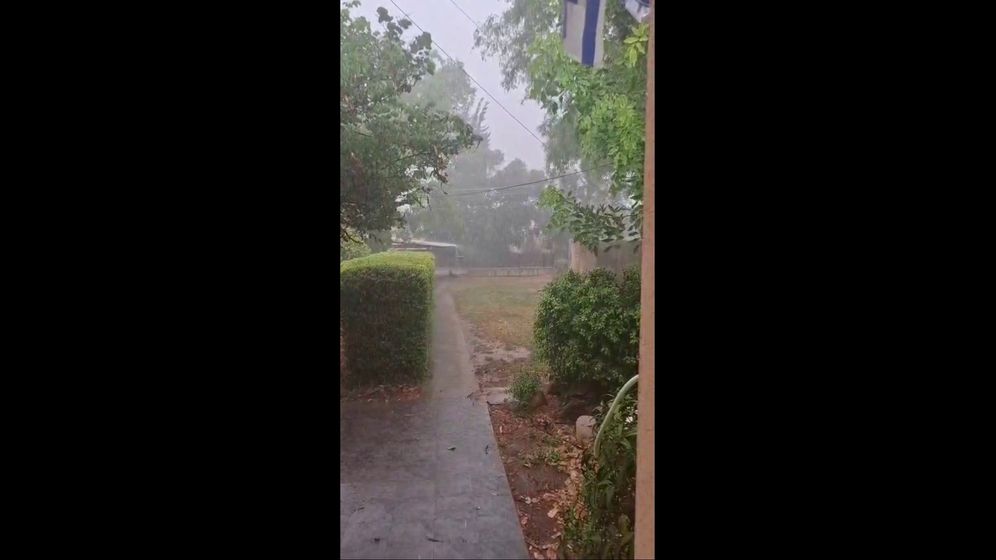 צילום לפי סעיף 27 א' גשם בבקעת הירדן באמצע חודש אוגוסט