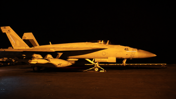 Avion de chasse américain au décollage pour une sixième nuit consécutive de frappes contre l'Iran, le 17.07.2026
