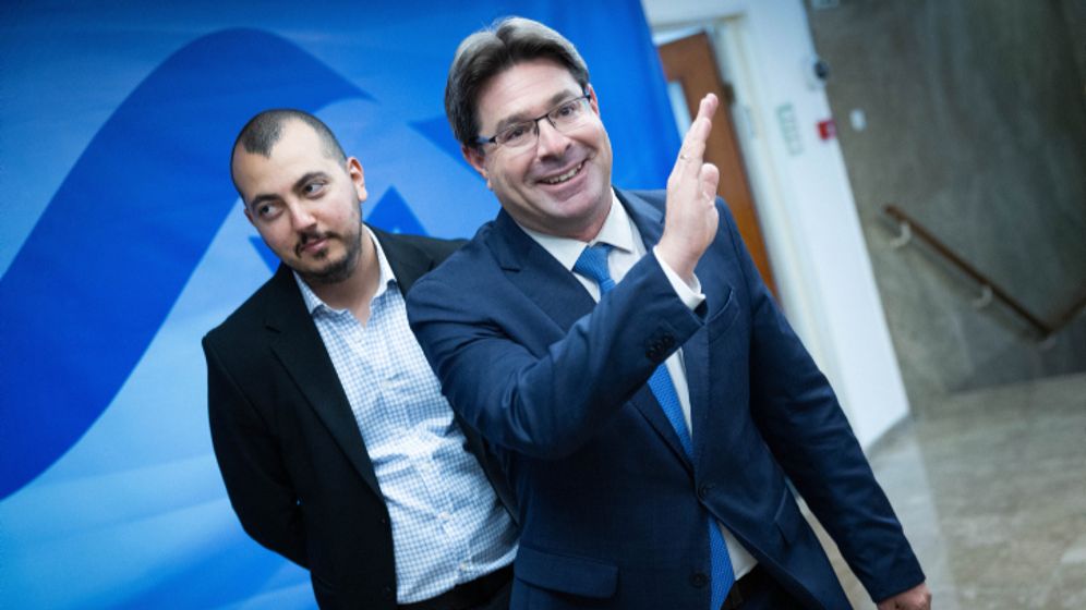 Ofir Akunis arrives at the Prime Minister's office in Jerusalem on May 7, 2023.