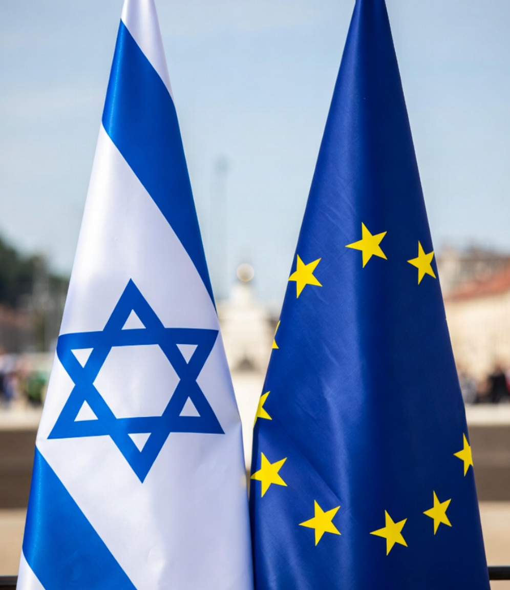 Les drapeaux d'Israël et de l'Europe