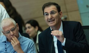 בועז ביסמוט בוועדת החוץ והביטחון, 01.12.2025