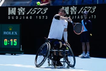 Le joueur de tennis paralympique israélien Guy Sasson