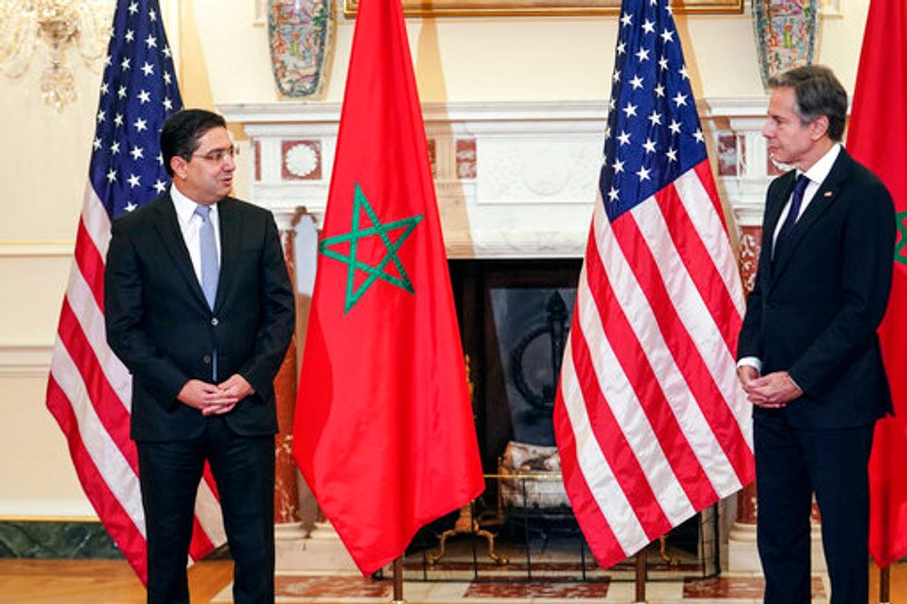 وزير الخارجية المغربي ناصر بوريطة يلقي كلمة خلال لقاء مع وزير الخارجية الأمريكي أنطوني بلينكين في وزارة الخارجية بواشنطن ، الاثنين 22 نوفمبر 2021.