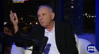 "ביביסט", אלי גולדשמידט בסלון של שרון