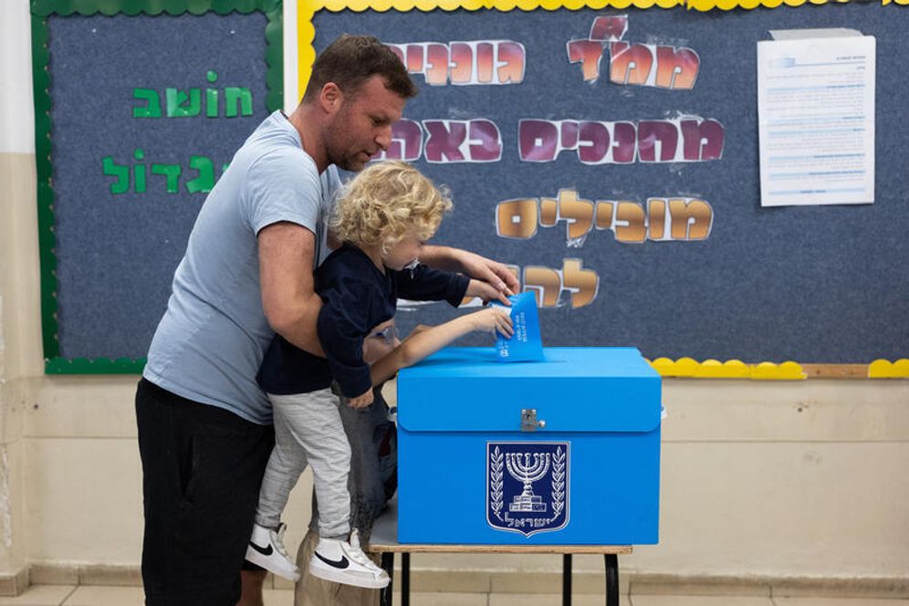 Vote en famille à Jérusalem 