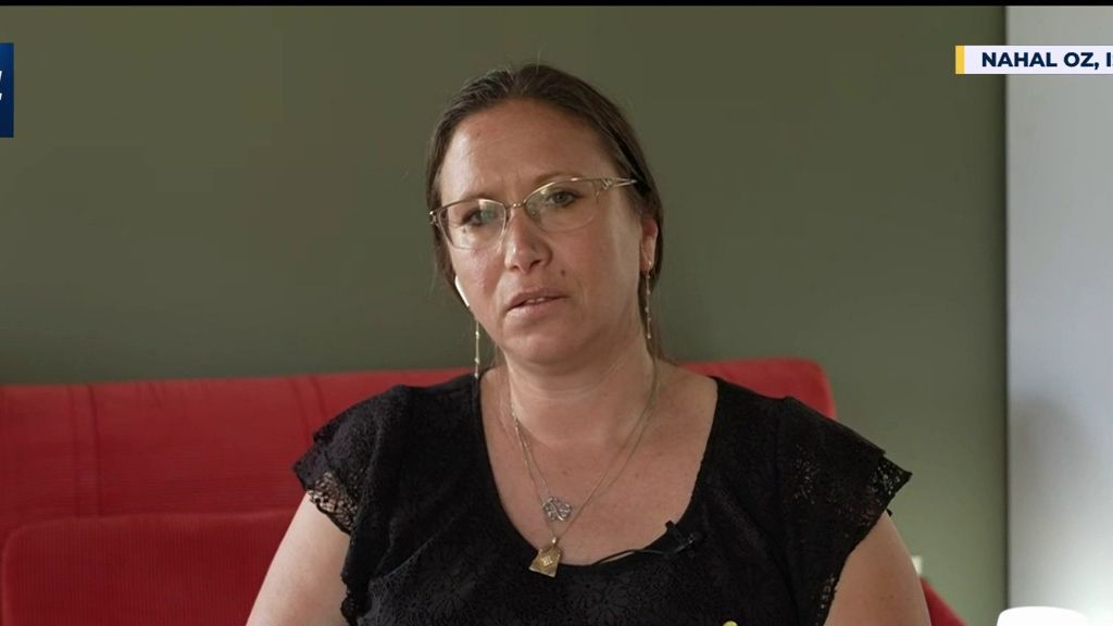Adi Gal Cherry, rescapée de Nahal Oz : "Deux ans après, nous sommes encore coincés au 7 octobre"