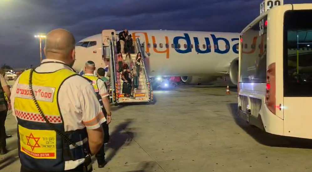 WATCH: Passengers celebrate as FlyDubai rescue flight lands in Tel Aviv's Ben Gurion Airport 