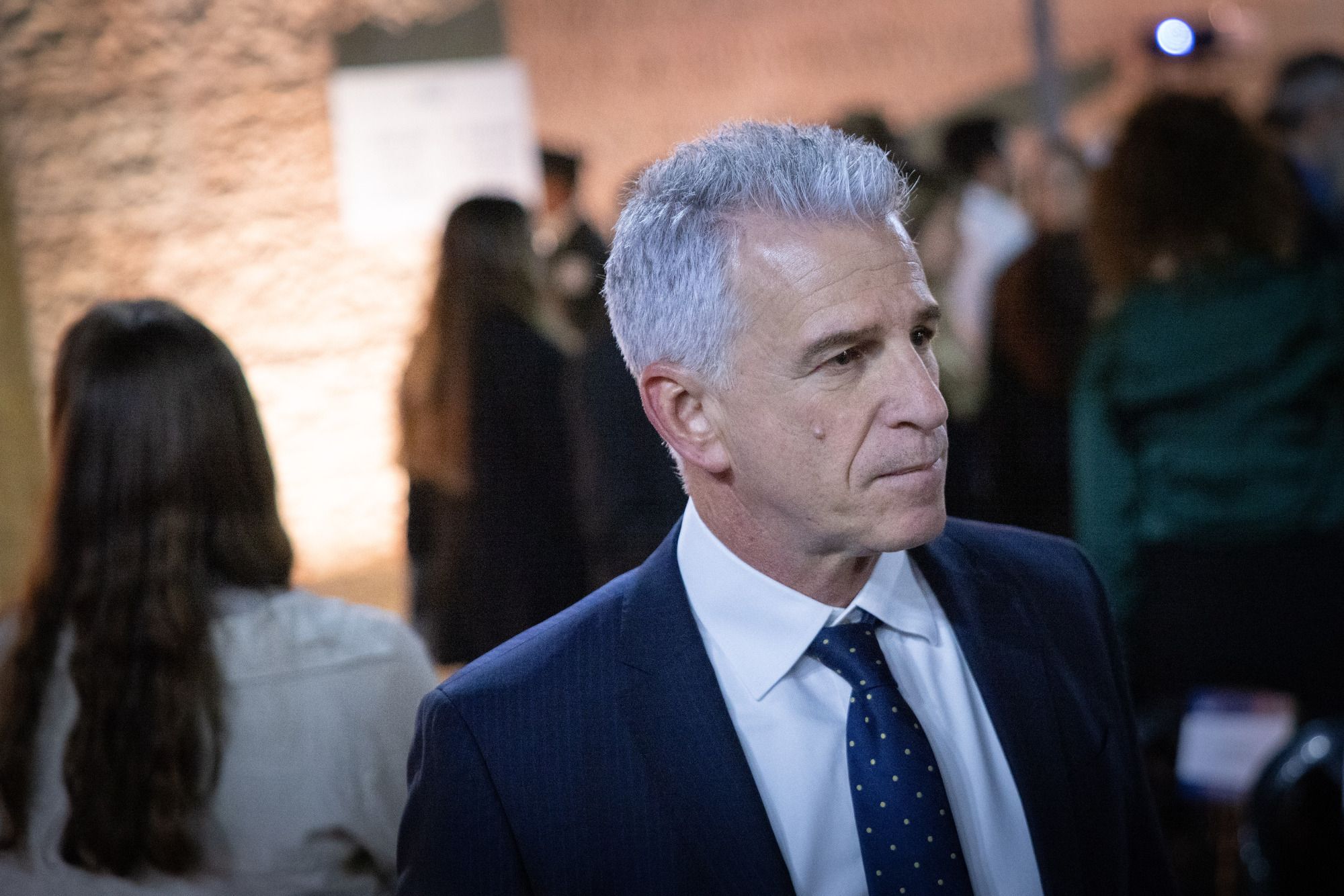 التقرير عن خيبة الأمل من رئيس الموساد - والفجوة مقارنة بالخطة الأصلية لإسقاط النظام