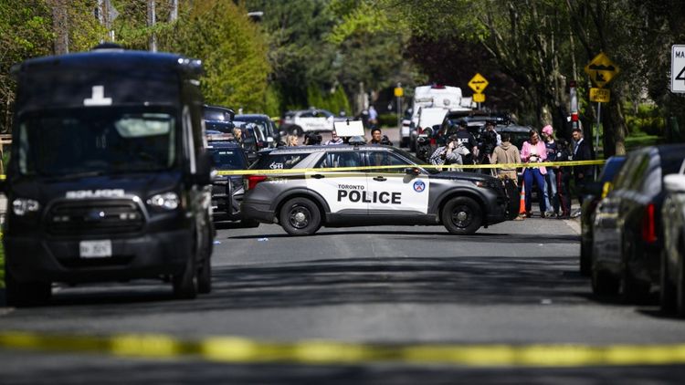 משטרה, טורונטו קנדה, ארכיון