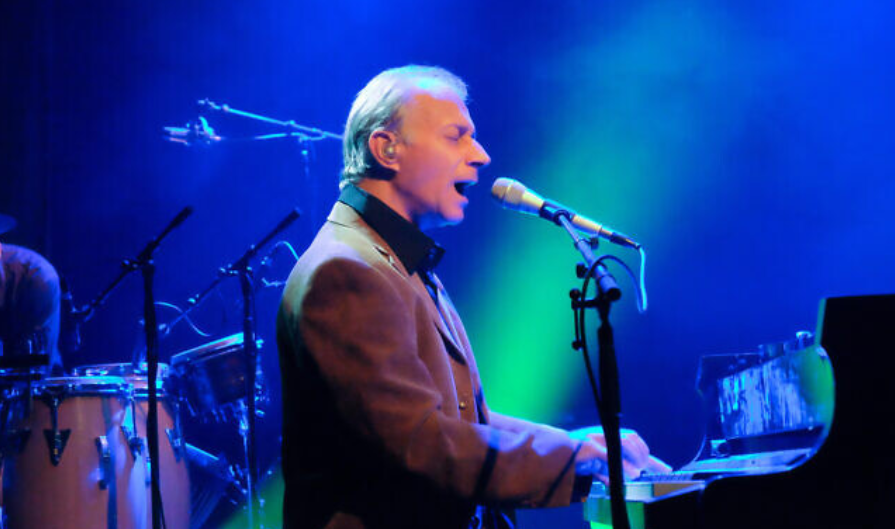 Israeli music legend Matti Caspi dies at 76