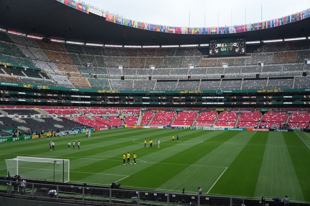 AP Photo/Eduardo Verdugo Les joueurs sud-africains visitent le stade Azteca de Mexico, le mercredi 10 juin 2026, à la veille de leur premier match de la Coupe du monde de la FIFA contre le Mexique