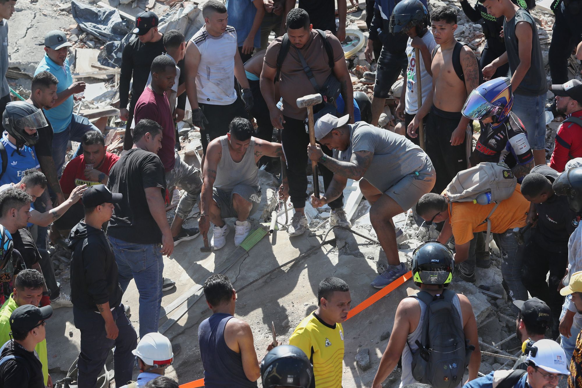 Colombia earthquake death toll rises to 132, hundreds injured – i24NEWS