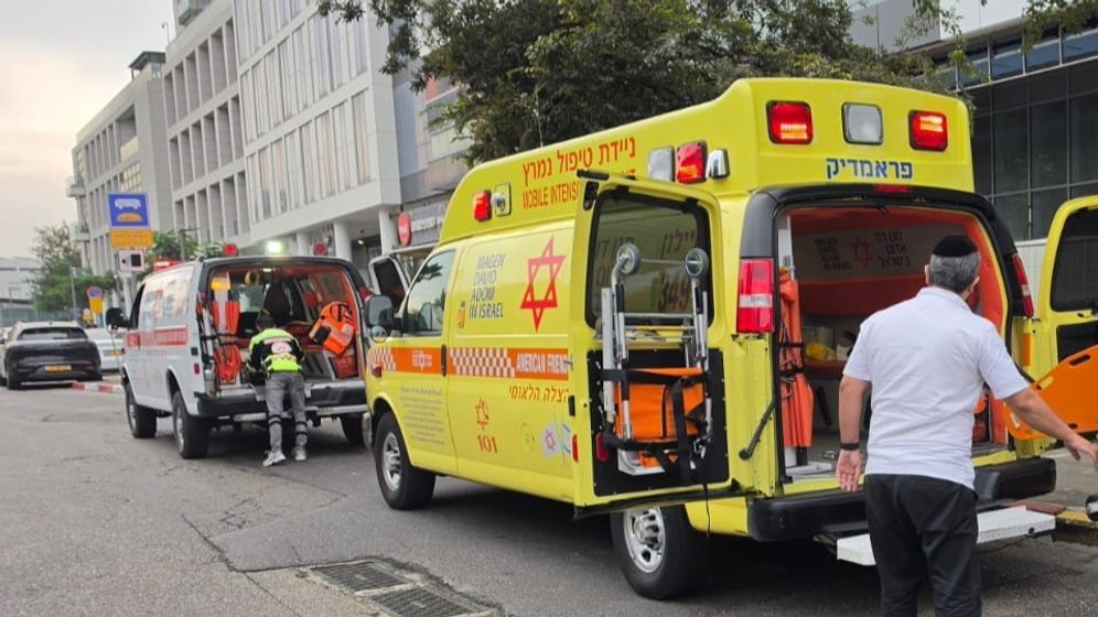 אמבולנס מד"א, ארכיון (למקום ולמצולמים אין קשר לנאמר בכתבה)