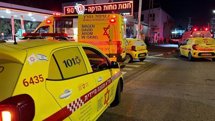 זירת הרצח בנתניה, בו נורה למוות אלכסנדר צמח