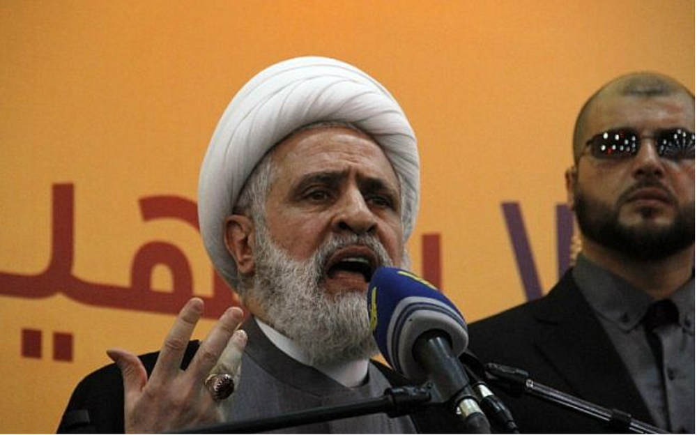 Naim Qassem, secrétaire général adjoint du Hezbollah, prend la parole dans le quartier de Ghobeiry, dans le sud de Beyrouth, le 13 mai 2016. (AFP Photo/Stringer)