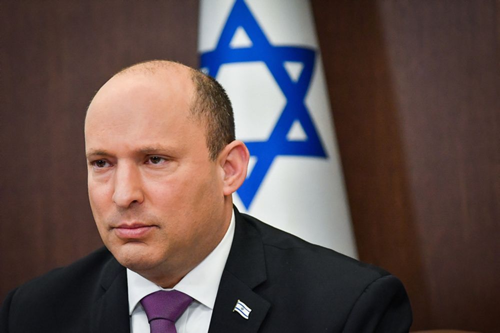 Le Premier ministre israélien Naftali Bennett dirige une réunion du cabinet au bureau du Premier ministre à Jérusalem, le 27 février 2022.