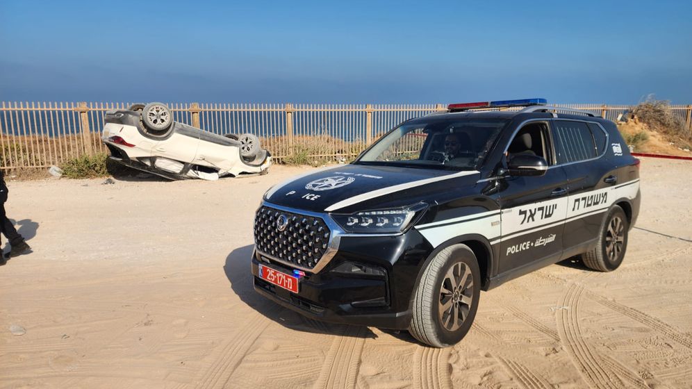Un cycliste est mort après avoir été percuté par un véhicule volé près de la rue Yunitsman, dans le nord de Tel-Aviv, a annoncé jeudi la police israélienne.

