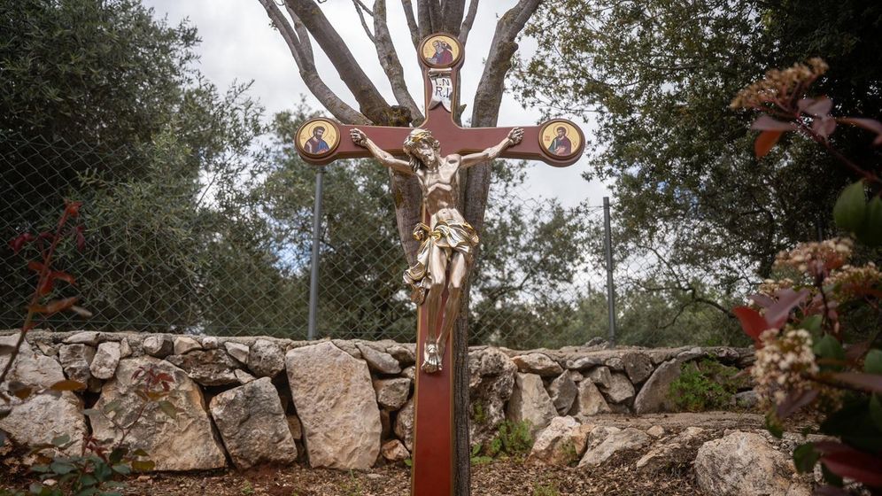 New statue of Jesus offered by the IDF to the residents of Debel 