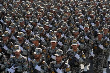 צבא איראן במצעד צבאי, ארכיון