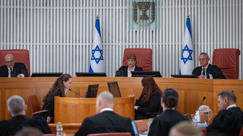 הדיון בבג"ץ בעתירת הליכוד נגד ההחלטה לאסור על דיווח הצבעות בזמן אמת, 02.09.26