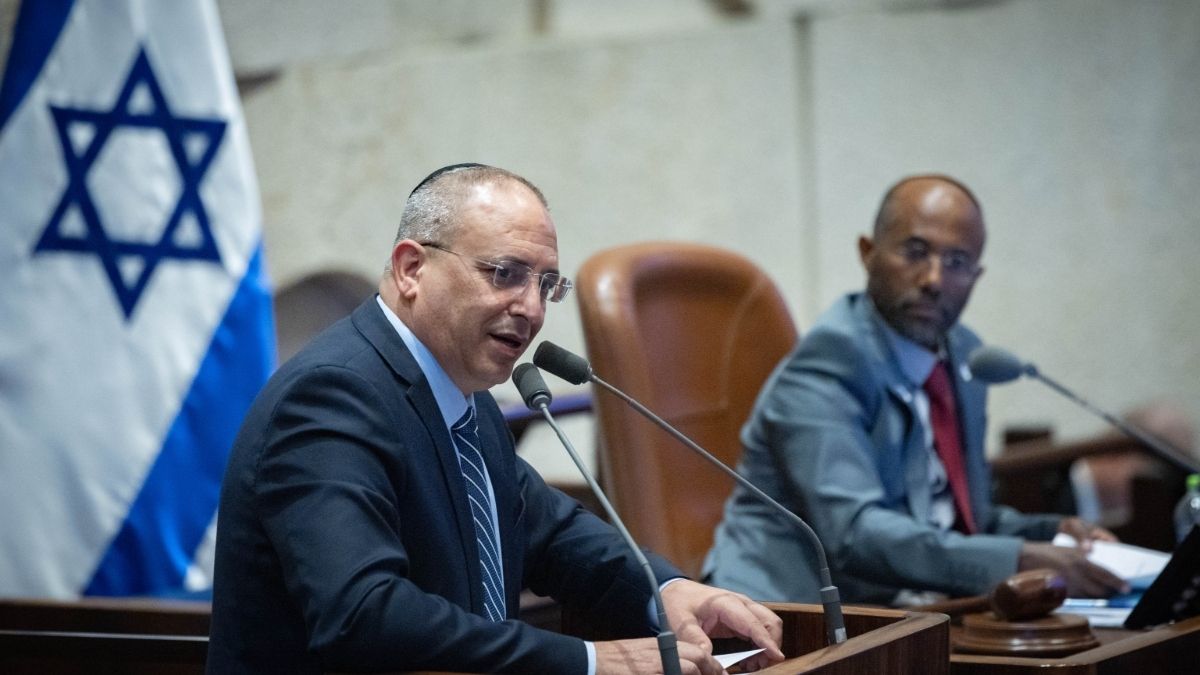 Eliyahu Revivo renonce aux primaires du Likoud