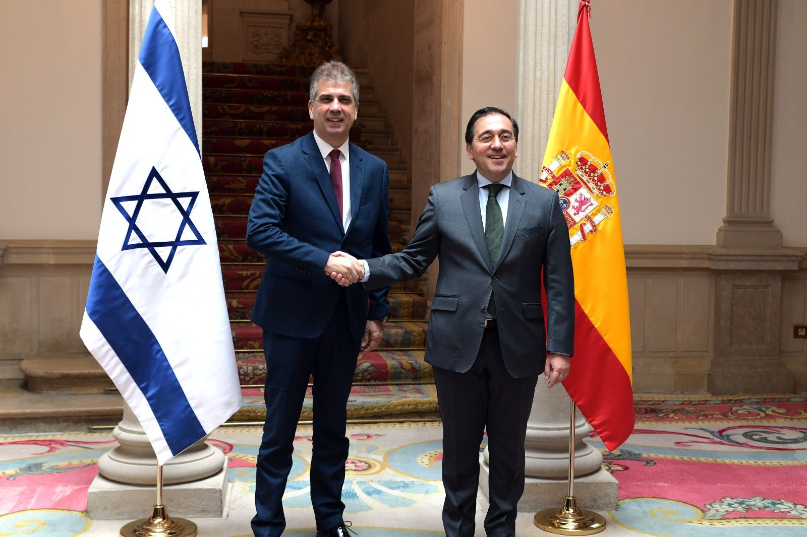 Spain Condemns Israeli Attacks on Lebanon, Reopens Tehran Embassy - News Directory 3