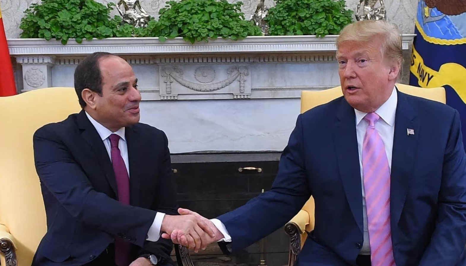 Trump, Erdogan et l’émir du Qatar signent au Caire un accord de cessez-le-feu sur Gaza