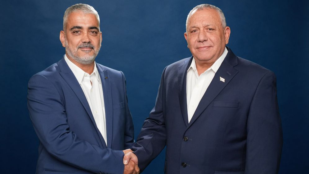 דוברות מפלגת "ישר!" גדי איזנקוט ושיראל חוגג