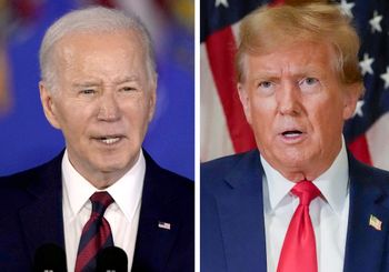 Le président Joe Biden s'exprime à Milwaukee, le 13 mars 2024, à gauche, et l'ancien président Donald Trump s'exprime à New York, le 11 janvier 2024