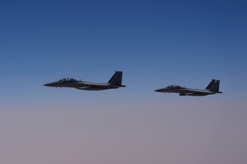 AP Photo/Alex Brandon مقاتلات اف 15 سعودية