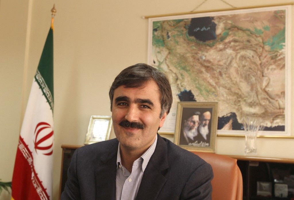 Iran zegt dat door de VS vrijgegeven miljarden dollars zullen worden gebruikt voor ‘geautoriseerde goederen’