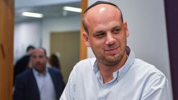 אלי פלדשטיין בבית המשפט, היום 15.7.2025