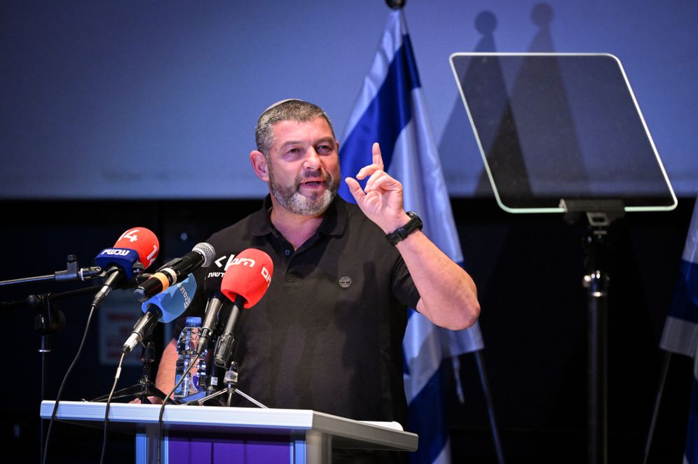 עופר וינטר בכנס של מפלגת עמך ישראל בראשון לציון