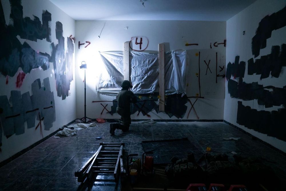 Israeli security forces preparing to demolish a house belonging to a terrorist., in the West Bank.