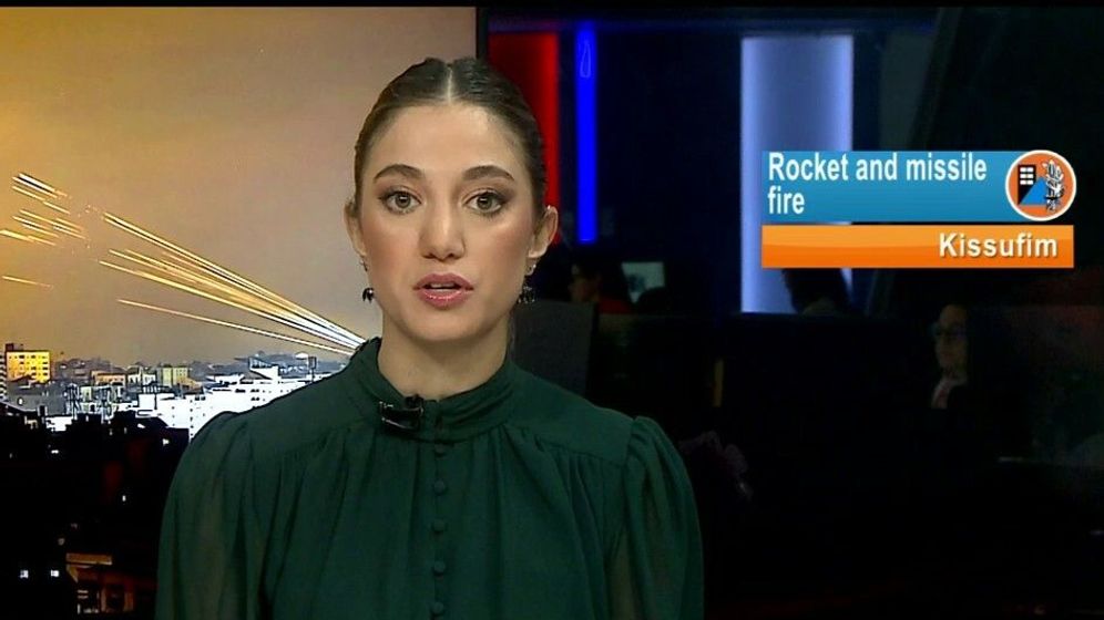 Batya Levinthal, i24NEWS anchor, during a live broadcast of an i24NEWS Breaking News edition.