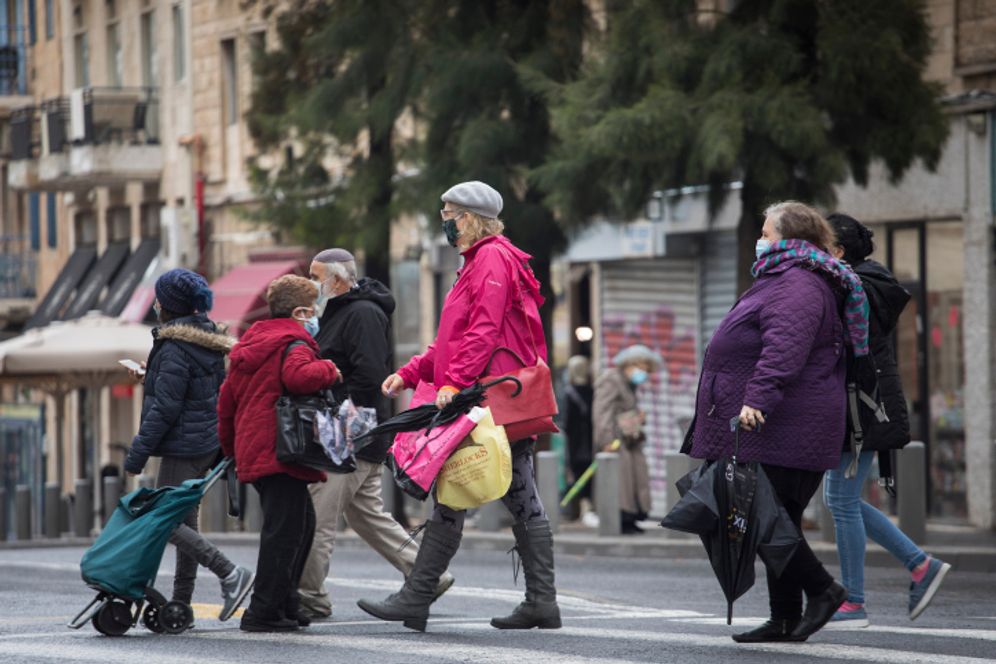Frigid Weather Expected As Record Cold Wave Strikes Jerusalem - i24NEWS