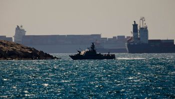 ספינת חיל הים בסמוך לנמל אשדוד, ארכיון