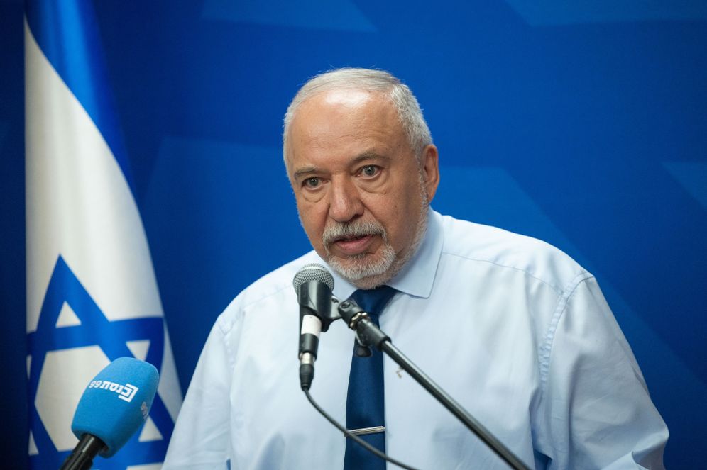 יו"ר ישראל ביתנו, אביגדור ליברמן