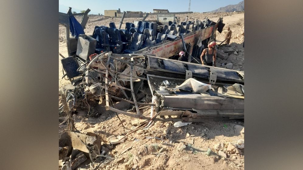 מתוך הרשתות הערביות 16 בני אדם נהרגו בהתהפכות אוטובוס בדרום סיני, 02.09.26