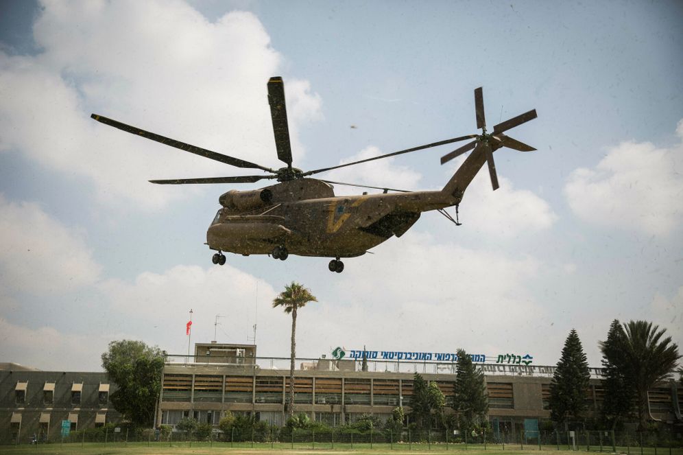 Hadas Parush / Flash90 ILLUSTRATION - IDF helicopter evacuates wounded