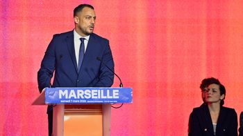 Sébastien Delogu, candidat de La France Insoumise à la mairie de Marseille, lors d'un meeting de campagne électorale, mars 2026