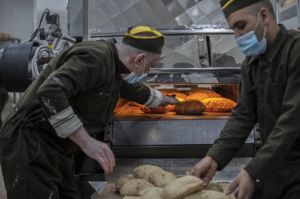 Egypt Eyes Bread Subsidy Overhaul Amid Global Inflation I24NEWS