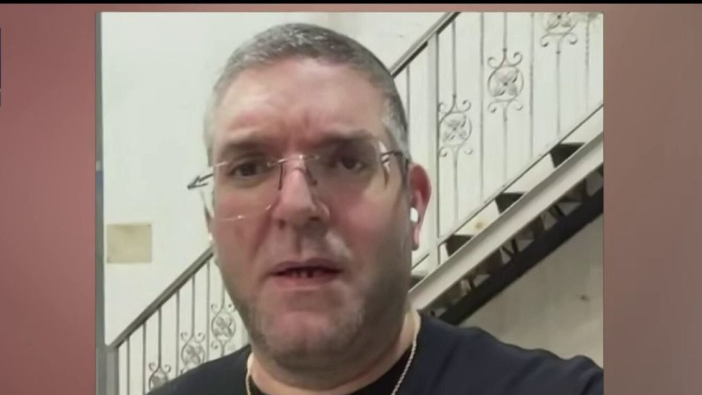 Screenshot/ i24NEWS Raphaël Hayoun, hacker et décrypteur israélien