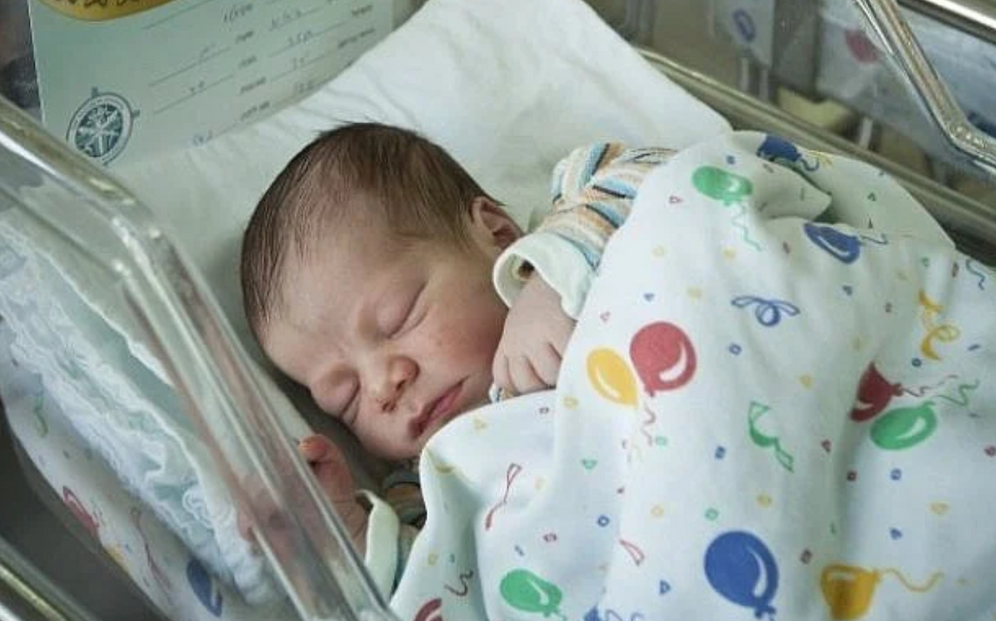 Illustration - Un nouveau né israélien